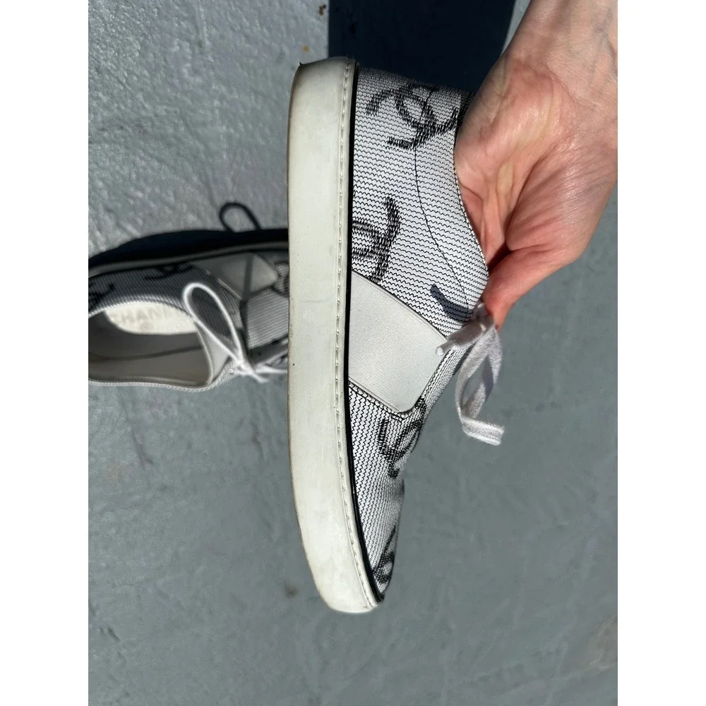 Chanel CC Logo Knit Sneakers Black White Blue Low Top Trainers G33731 Size 39
